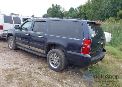 2007 Chevrolet Suburban 1500 Lt z USA, uszkodzony, nr VIN 1GNFK16367J212232